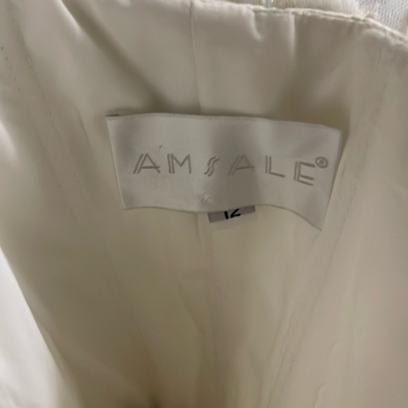 Amsale Strapless Wedding Dress - Picture 2 of 9